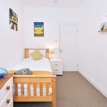 Townhouse @ Hanley Road Stoke Extérieur photo