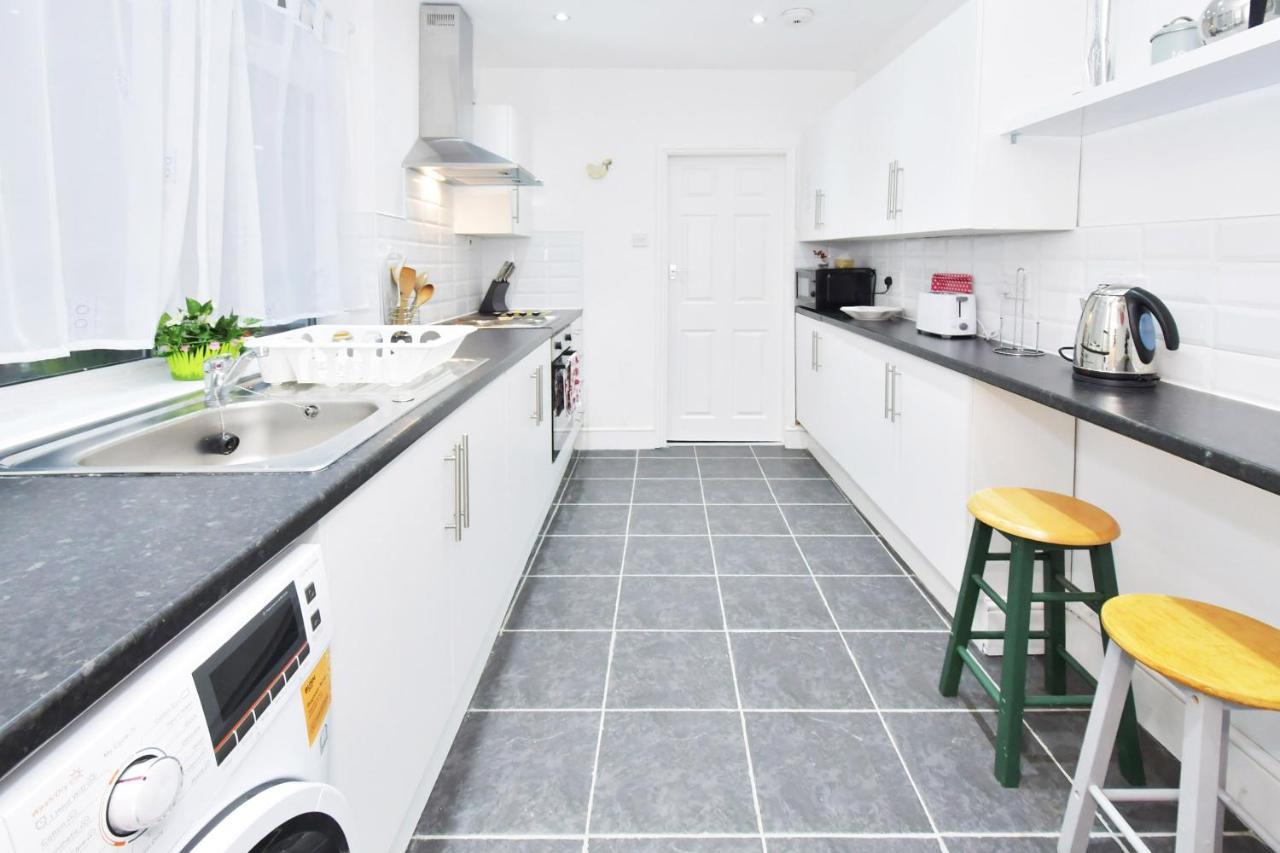 Townhouse @ Hanley Road Stoke Extérieur photo